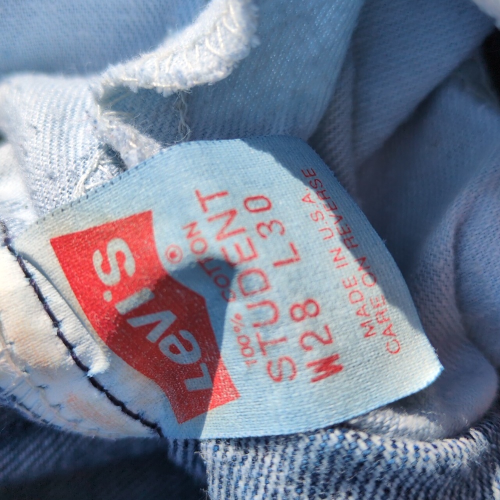 Levis Student - image 7